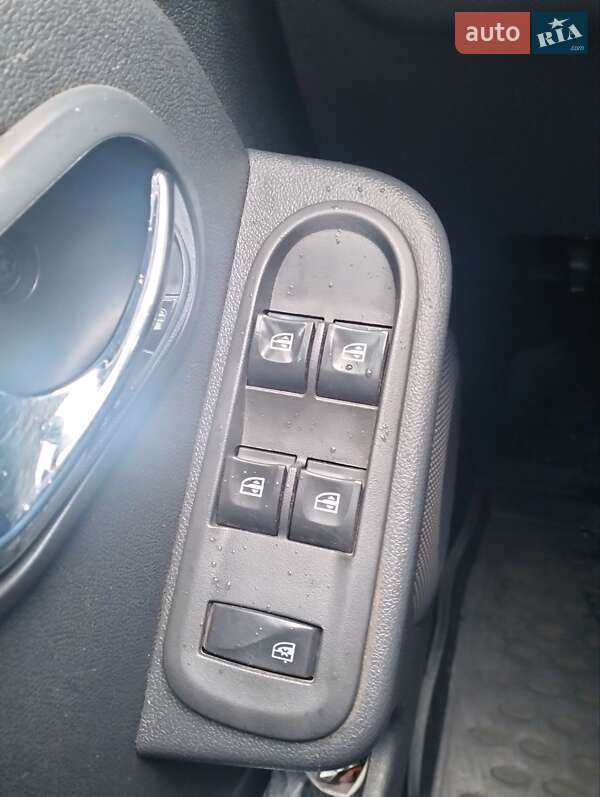 Позашляховик / Кросовер Renault Duster 2016 в Кам'янському