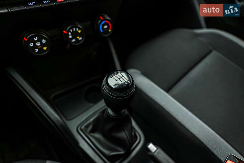 Позашляховик / Кросовер Renault Duster 2020 в Києві