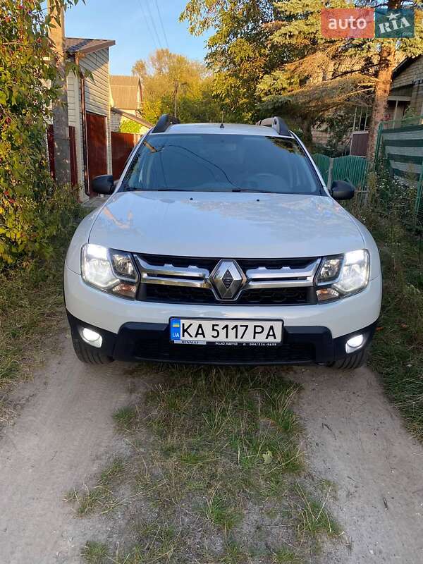 Внедорожник / Кроссовер Renault Duster 2017 в Киеве