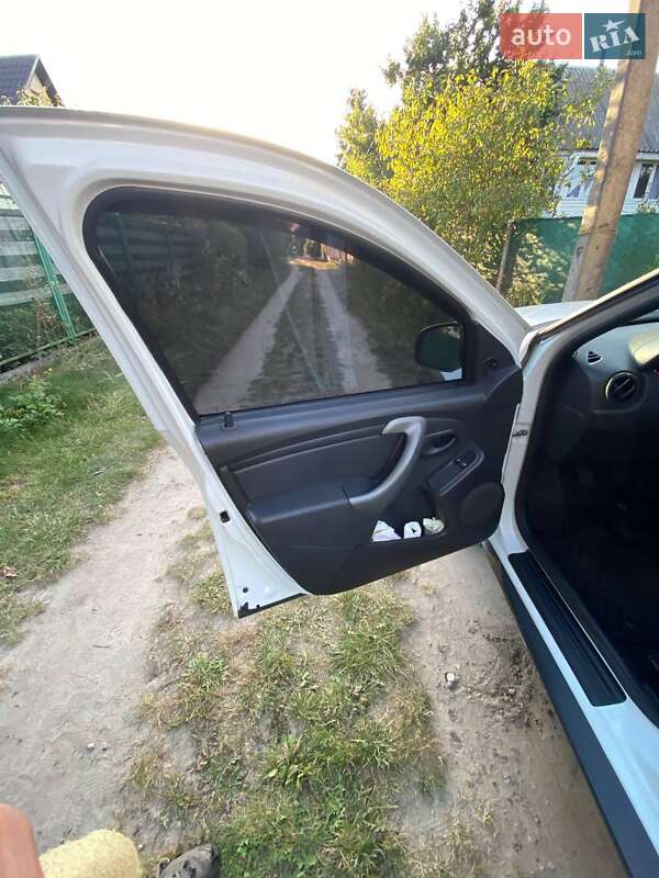 Внедорожник / Кроссовер Renault Duster 2017 в Киеве