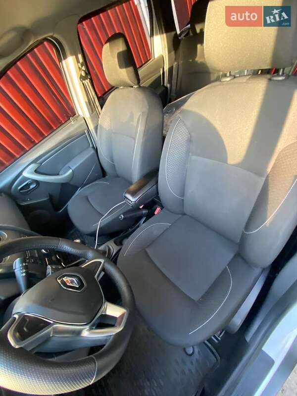 Внедорожник / Кроссовер Renault Duster 2017 в Киеве