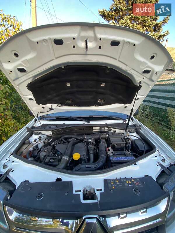 Внедорожник / Кроссовер Renault Duster 2017 в Киеве