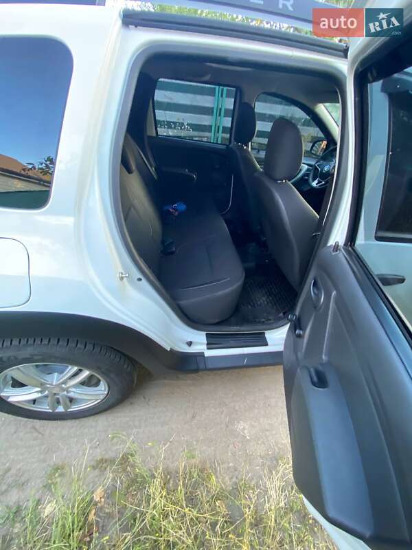 Внедорожник / Кроссовер Renault Duster 2017 в Киеве