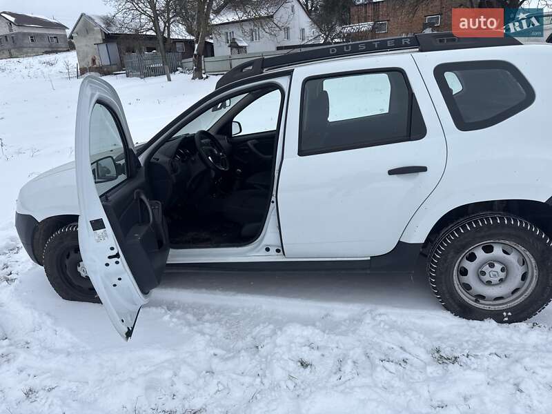 Позашляховик / Кросовер Renault Duster 2017 в Львові