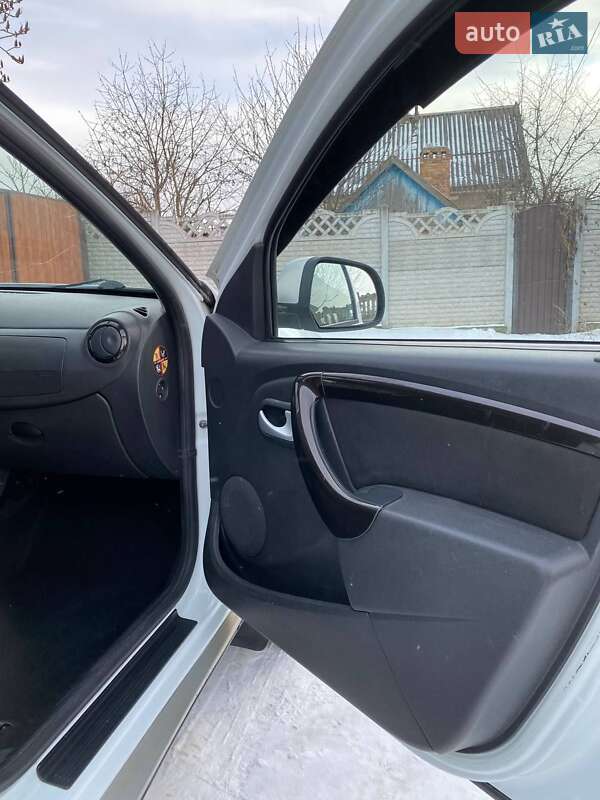 Внедорожник / Кроссовер Renault Duster 2010 в Кривом Роге фото 19 Внедорожник / Кроссовер Renault Duster 2010 в Кривом Роге