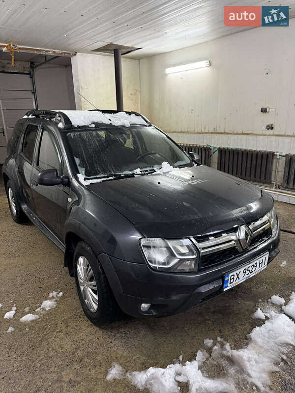 2017 Renault Duster, VIN VF1HSRADG57204758:plate — фото 1 (autoria)