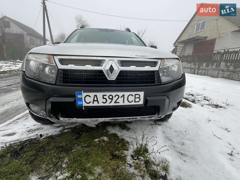 Внедорожник / Кроссовер Renault Duster 2012 в Черкассах фото 9 Внедорожник / Кроссовер Renault Duster 2012 в Черкассах