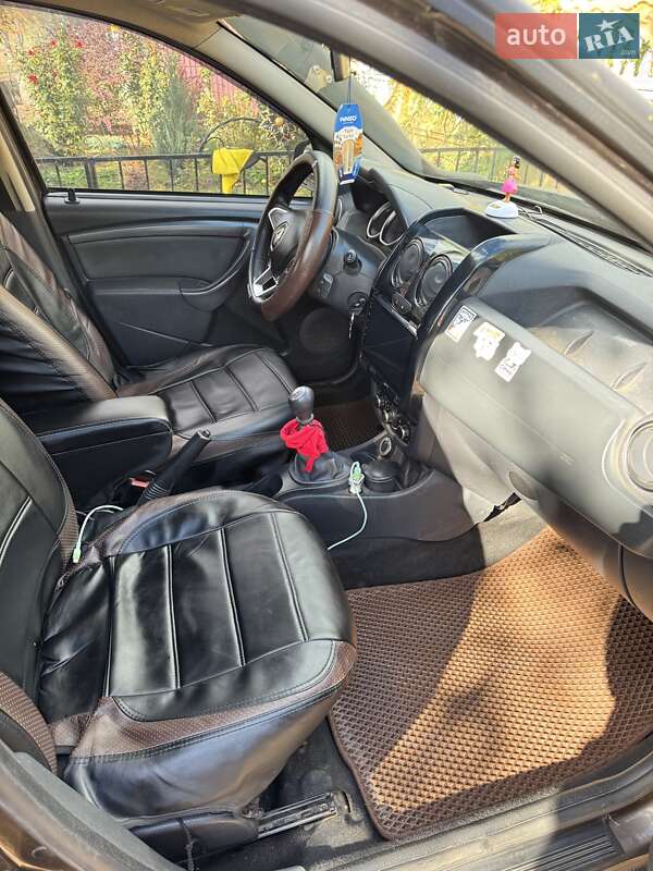 Внедорожник / Кроссовер Renault Duster 2017 в Вознесенске