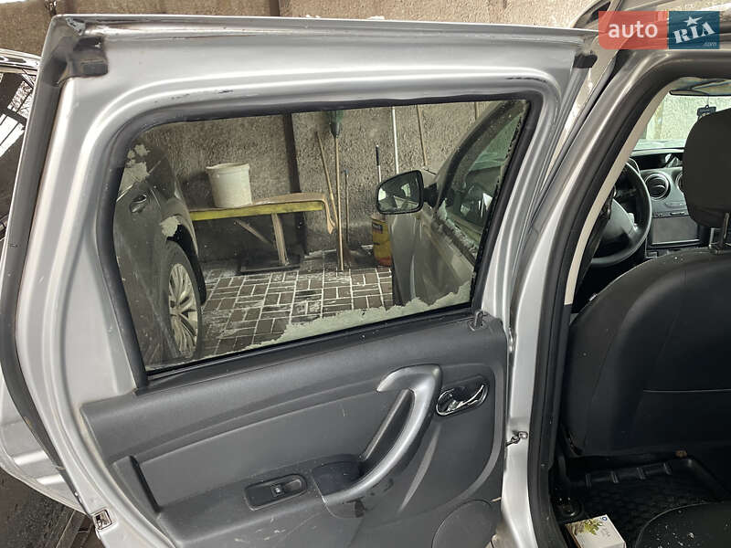 Внедорожник / Кроссовер Renault Duster 2016 в Кривом Роге