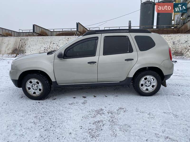 Внедорожник / Кроссовер Renault Duster 2014 в Харькове