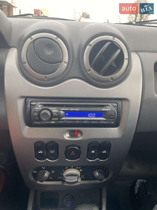 Внедорожник / Кроссовер Renault Duster 2011 в Славутиче фото 43 Внедорожник / Кроссовер Renault Duster 2011 в Славутиче