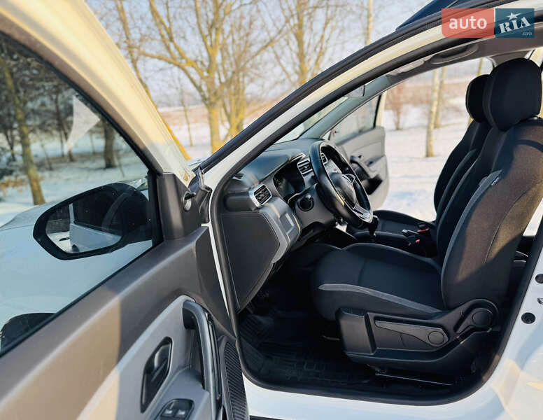 Внедорожник / Кроссовер Renault Duster 2021 в Ромнах