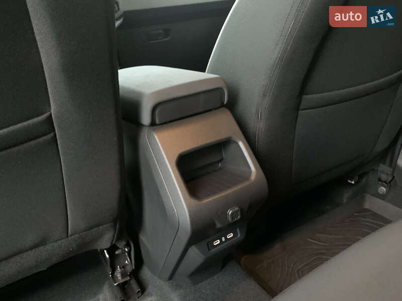 Внедорожник / Кроссовер Renault Duster 2024 в Киеве