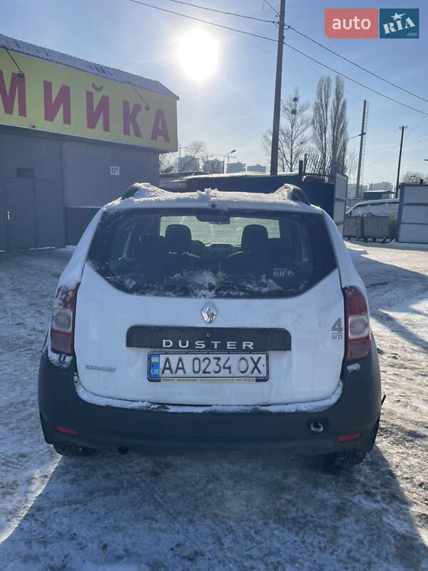 Внедорожник / Кроссовер Renault Duster 2015 в Киеве