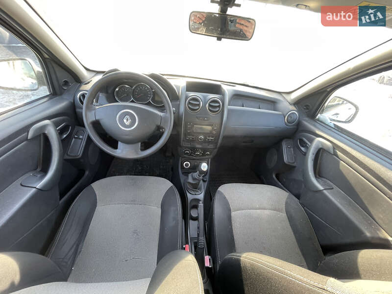 Внедорожник / Кроссовер Renault Duster 2015 в Киеве