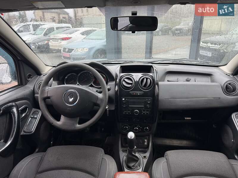 Внедорожник / Кроссовер Renault Duster 2015 в Киеве фото 13 Внедорожник / Кроссовер Renault Duster 2015 в Киеве