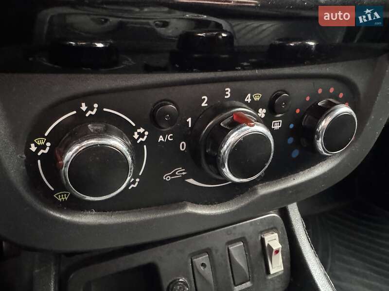 Внедорожник / Кроссовер Renault Duster 2015 в Киеве фото 22 Внедорожник / Кроссовер Renault Duster 2015 в Киеве