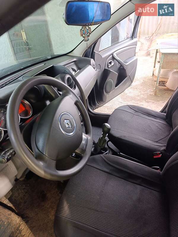 Внедорожник / Кроссовер Renault Duster 2016 в Первомайске