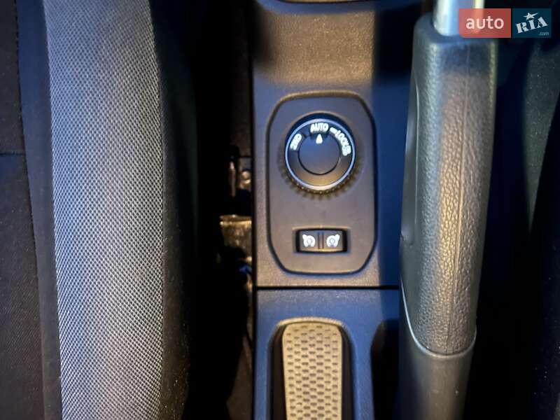 Позашляховик / Кросовер Renault Duster 2020 в Києві