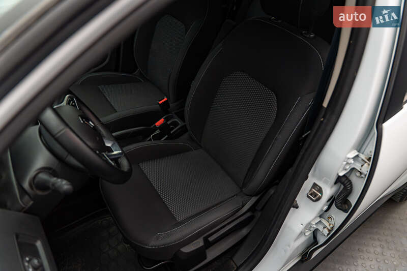 Позашляховик / Кросовер Renault Duster 2020 в Києві