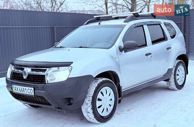 Внедорожник / Кроссовер Renault Duster 2010 в Харькове