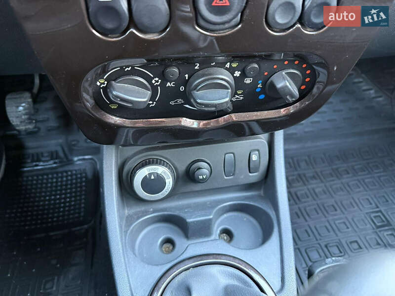 Позашляховик / Кросовер Renault Duster 2012 в Сумах фото 11 Позашляховик / Кросовер Renault Duster 2012 в Сумах