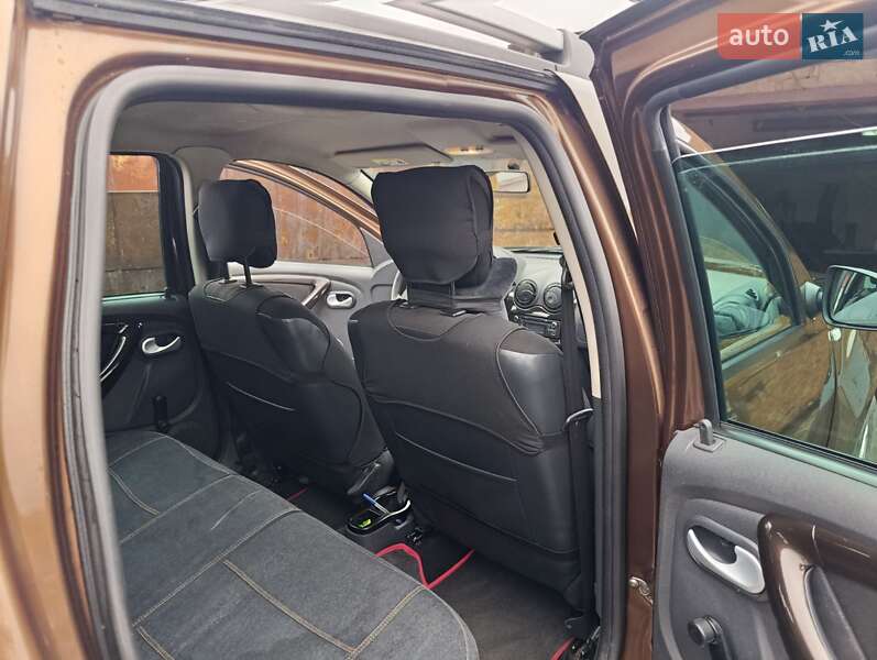 Внедорожник / Кроссовер Renault Duster 2012 в Павлограде фото 14 Внедорожник / Кроссовер Renault Duster 2012 в Павлограде