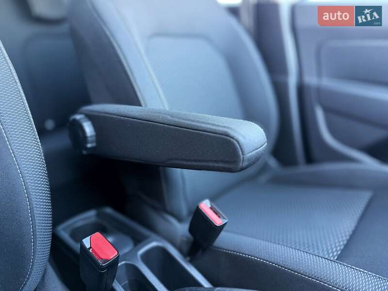 Внедорожник / Кроссовер Renault Duster 2020 в Киеве