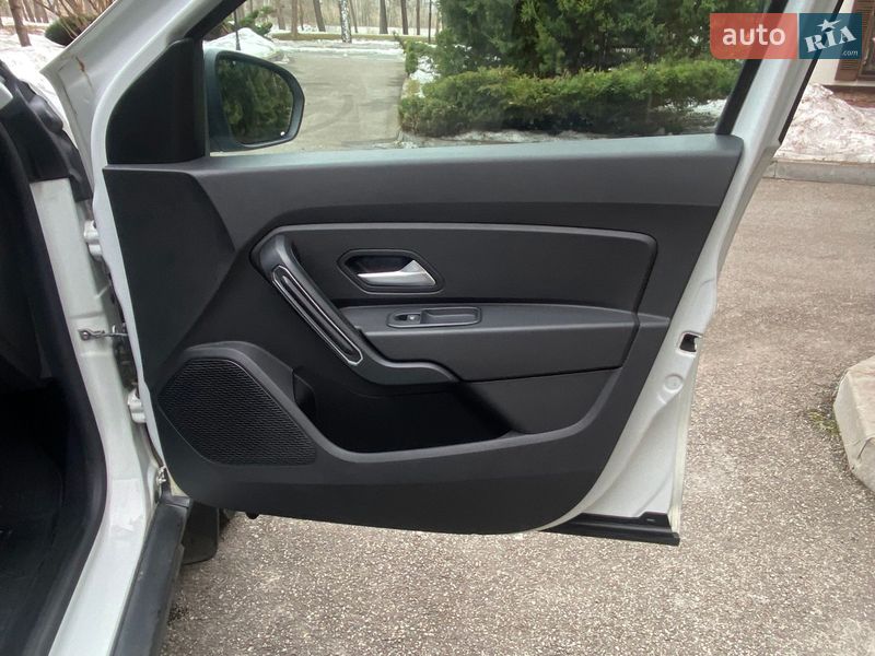 Позашляховик / Кросовер Renault Duster 2020 в Києві