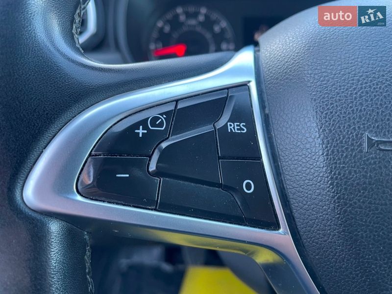 Внедорожник / Кроссовер Renault Duster 2020 в Киеве