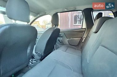 Внедорожник / Кроссовер Renault Duster 2016 в Запорожье