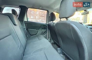 Внедорожник / Кроссовер Renault Duster 2016 в Запорожье