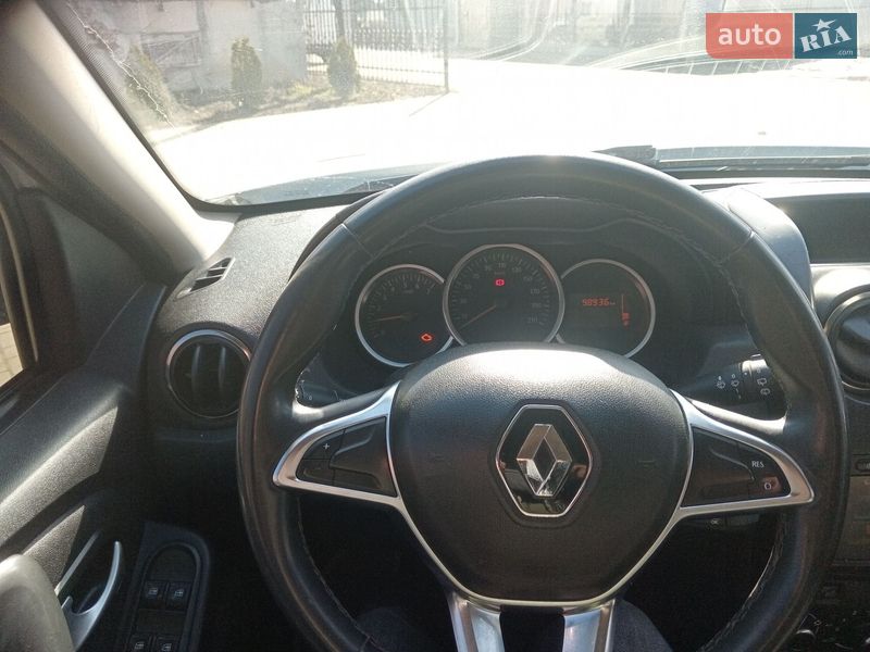 Внедорожник / Кроссовер Renault Duster 2017 в Одессе