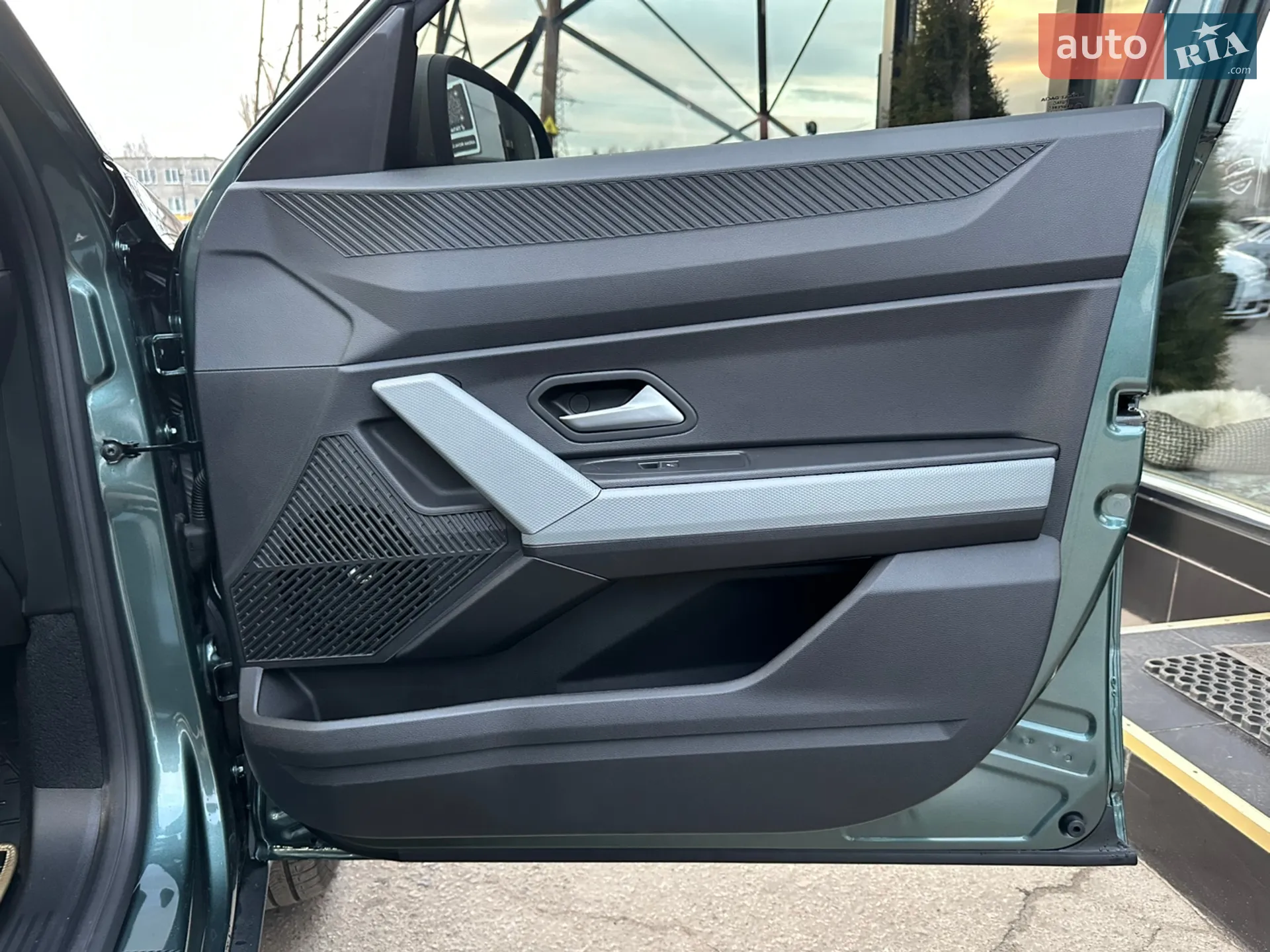 2025 Renault Duster - мініатюра 26