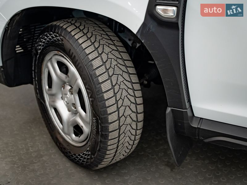 Позашляховик / Кросовер Renault Duster 2023 в Києві