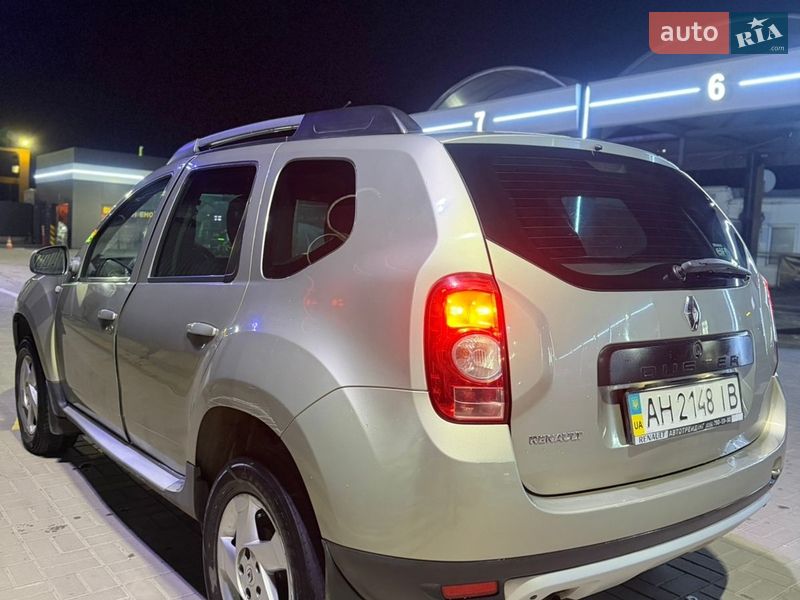 Внедорожник / Кроссовер Renault Duster 2012 в Софиевской Борщаговке