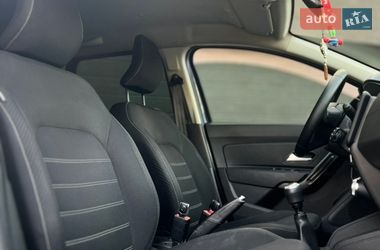 Позашляховик / Кросовер Renault Duster 2022 в Миколаєві
