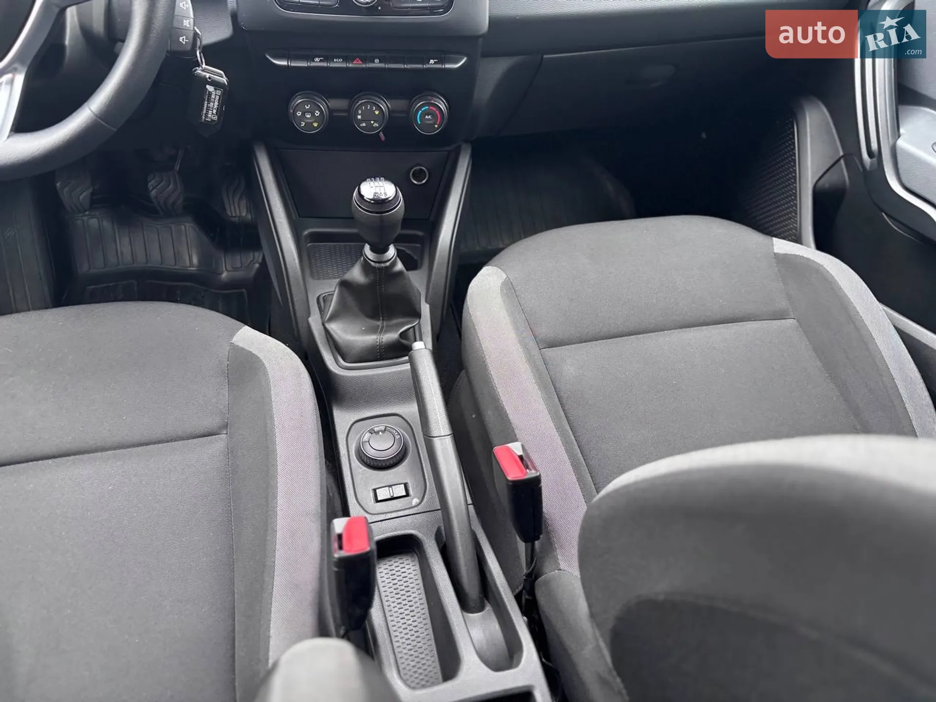 2018 Renault Duster - мініатюра 17