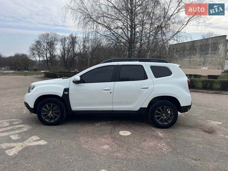 2023 Renault Duster, VIN VF1HJD40971546008:plate — фото 1 (autoria)