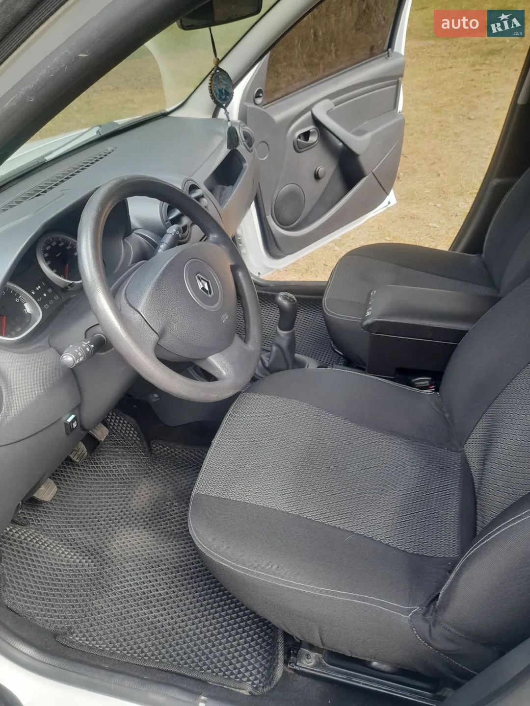 2010 Renault Duster - мініатюра 12