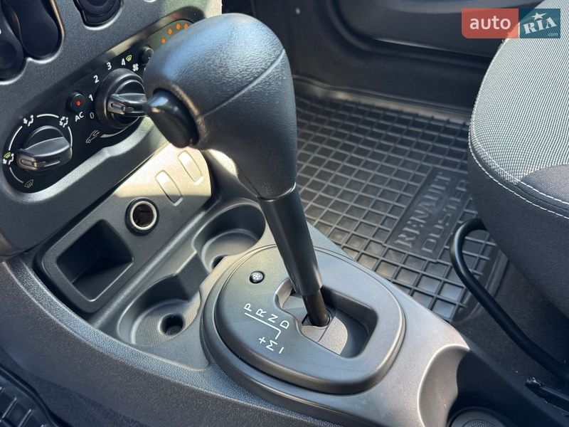 Внедорожник / Кроссовер Renault Duster 2014 в Киеве