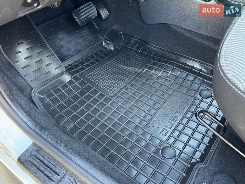 Внедорожник / Кроссовер Renault Duster 2014 в Киеве