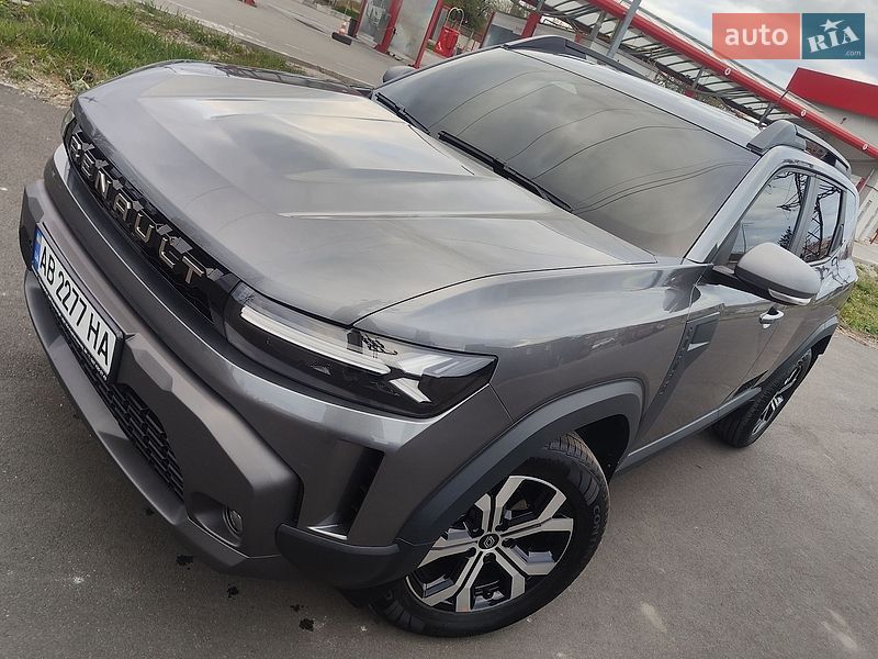 2025 Renault Duster, VIN VF1RJF01974855488:plate — фото 1 (autoria)