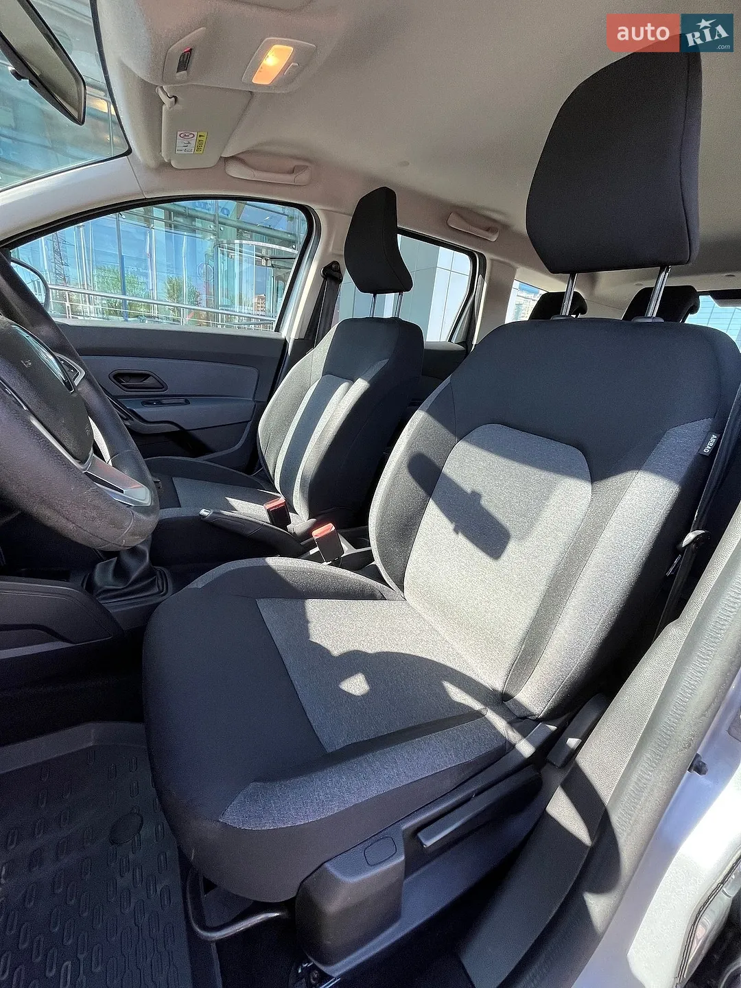 2021 Renault Duster - мініатюра 18
