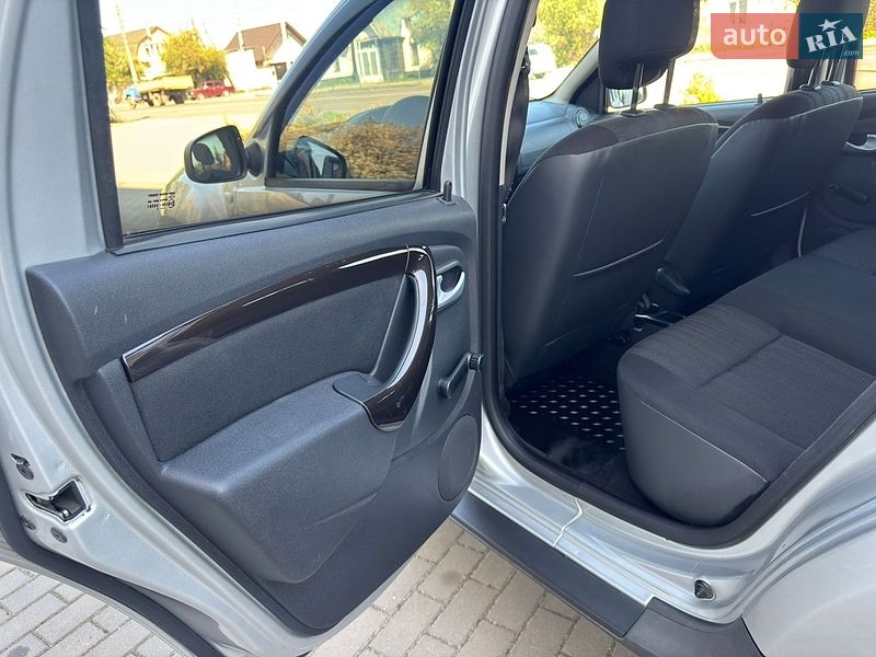 Внедорожник / Кроссовер Renault Duster 2012 в Житомире