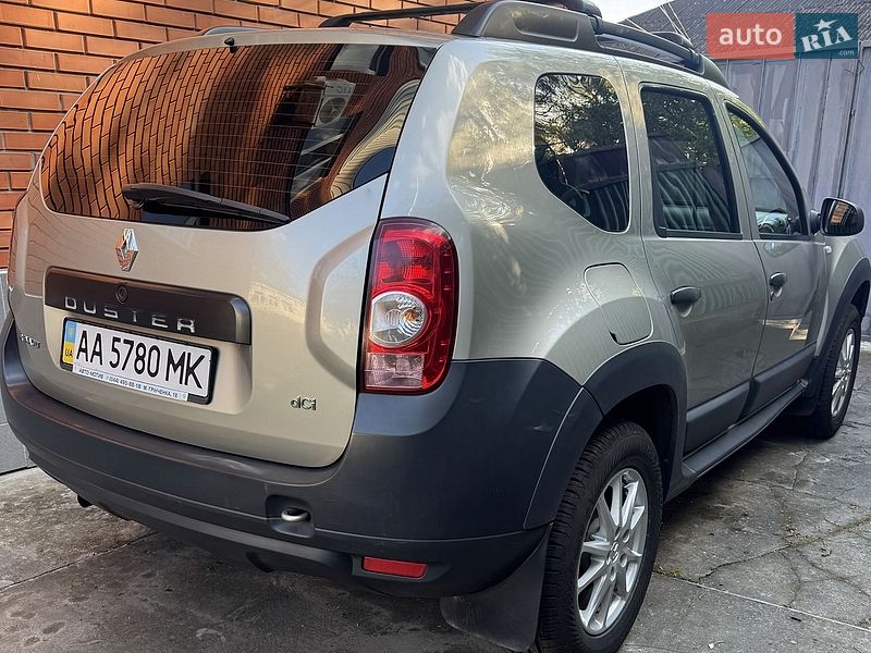 Внедорожник / Кроссовер Renault Duster 2012 в Киеве