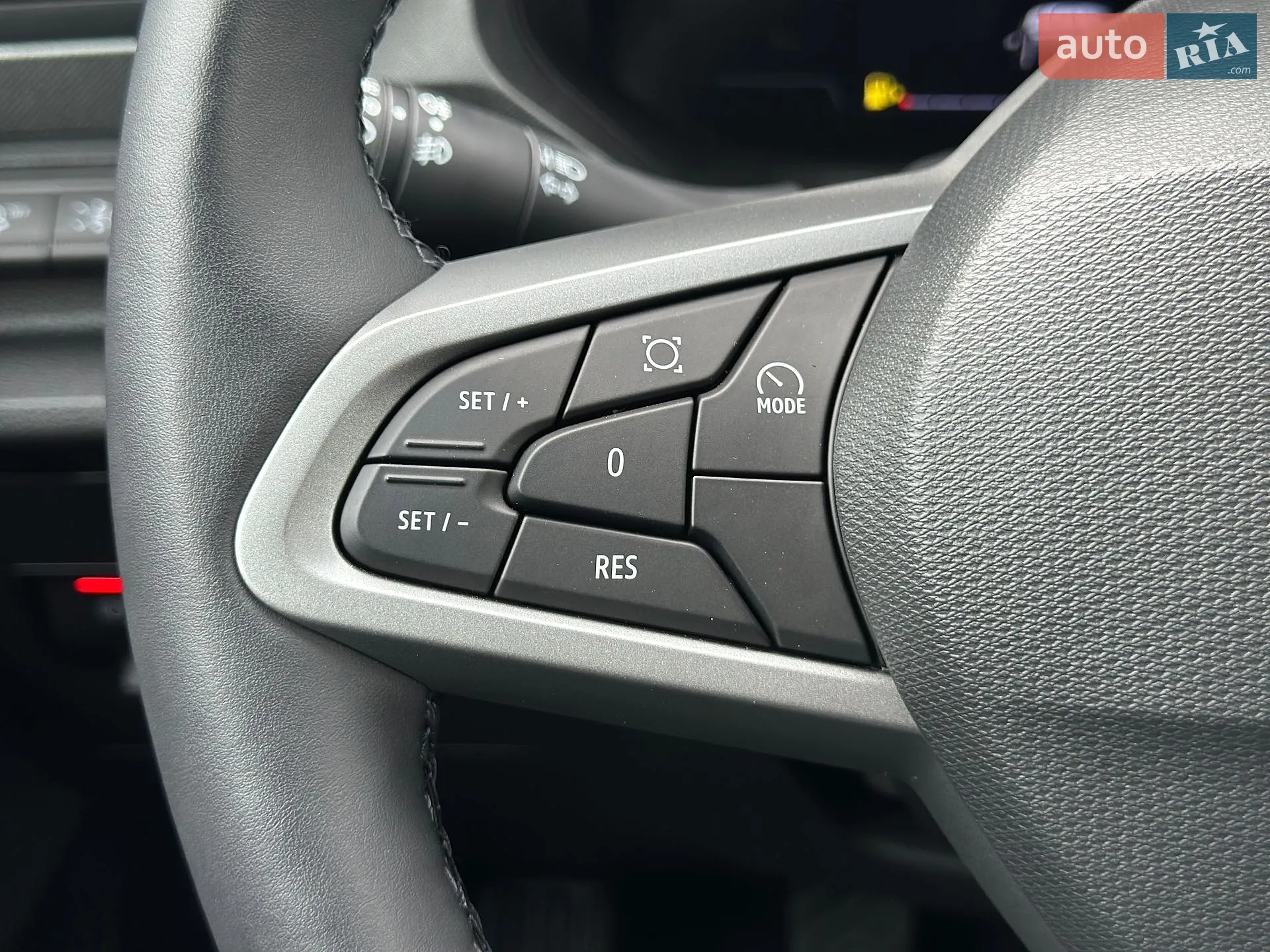 2024 Renault Duster - мініатюра 24