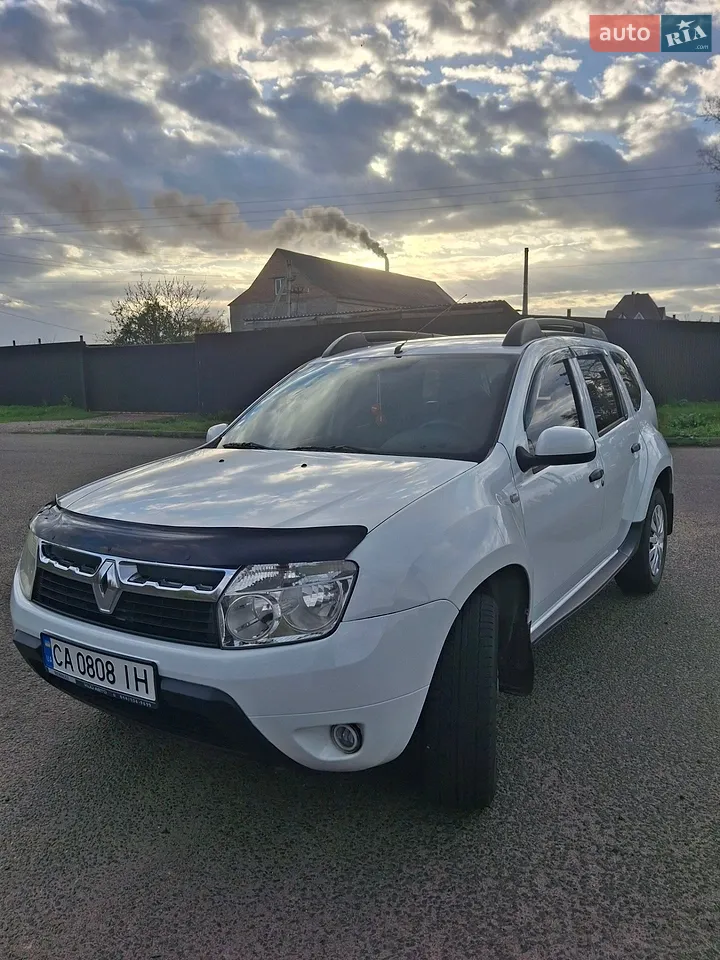 2010 Renault Duster - мініатюра 9