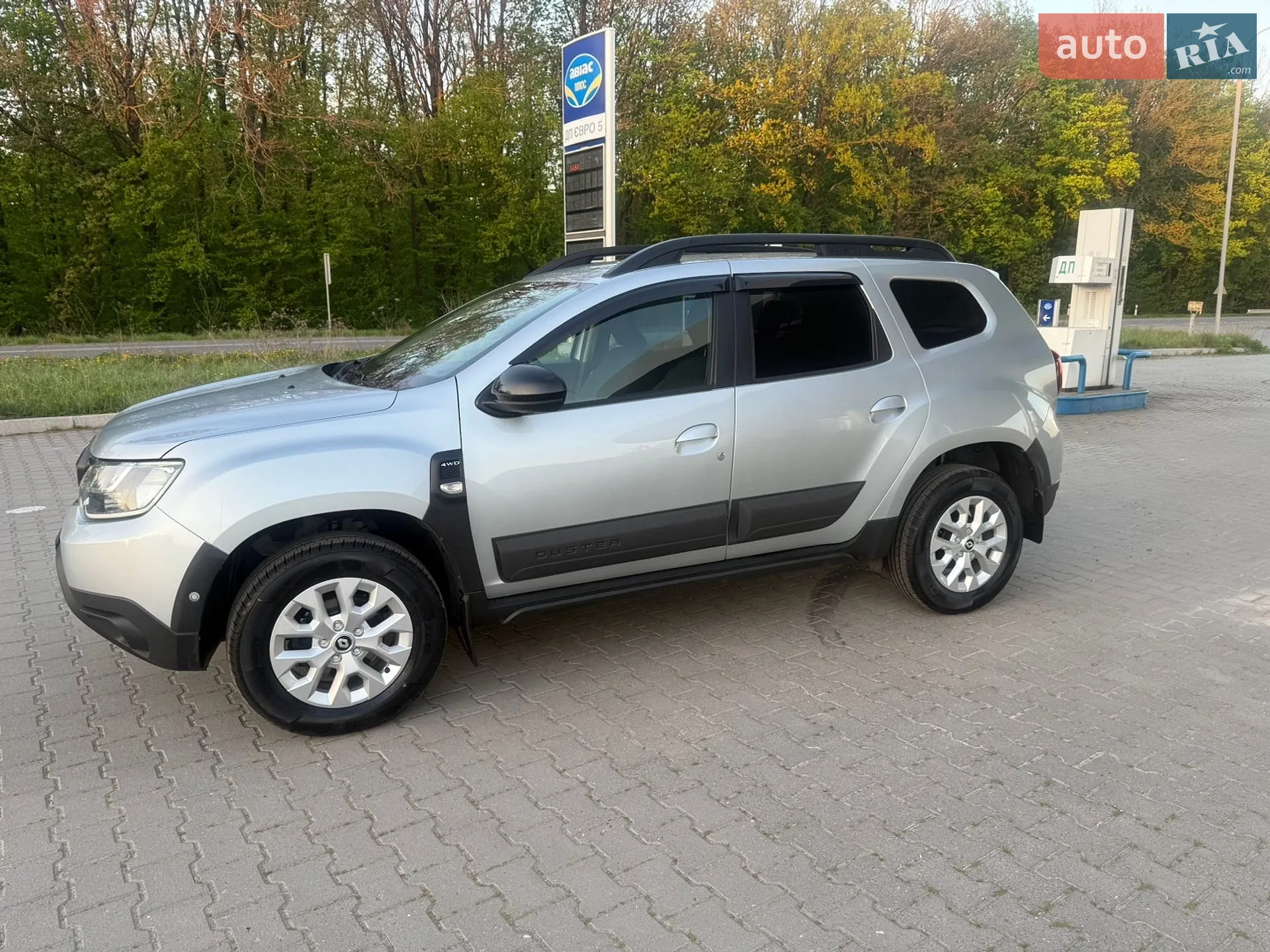 2022 Renault Duster - мініатюра 2