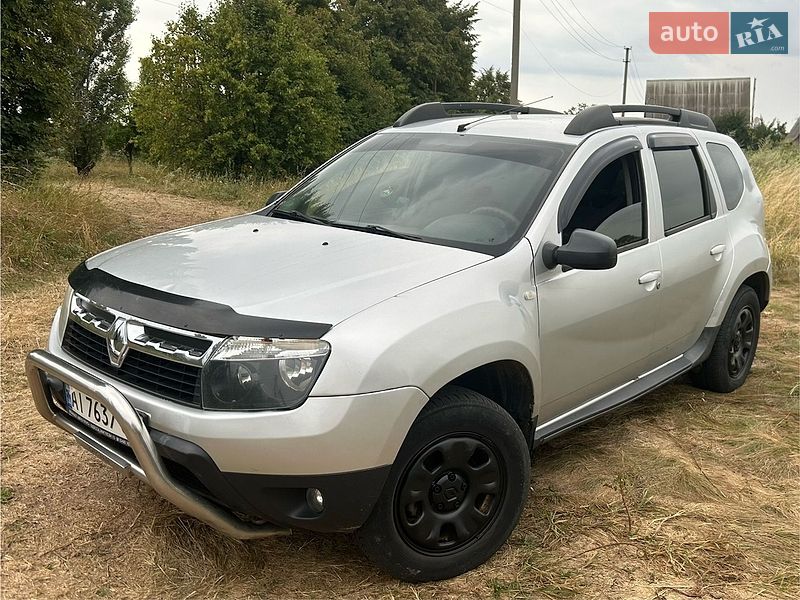 Внедорожник / Кроссовер Renault Duster 2012 в Тараще
